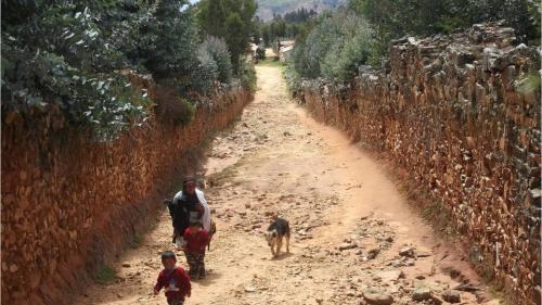 46152_265704656890266_2068991634_n