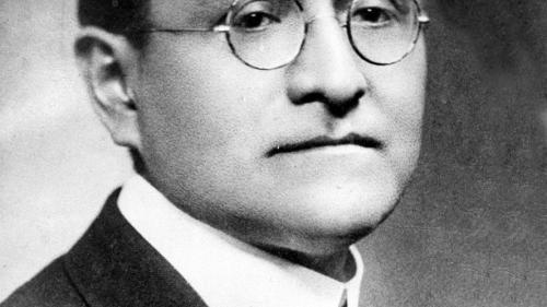 Retrato y firma de Tello