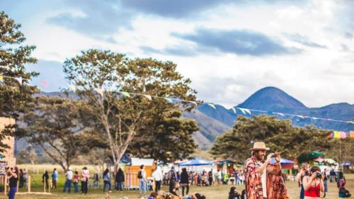 Yo tomando fotos en Selvamonos