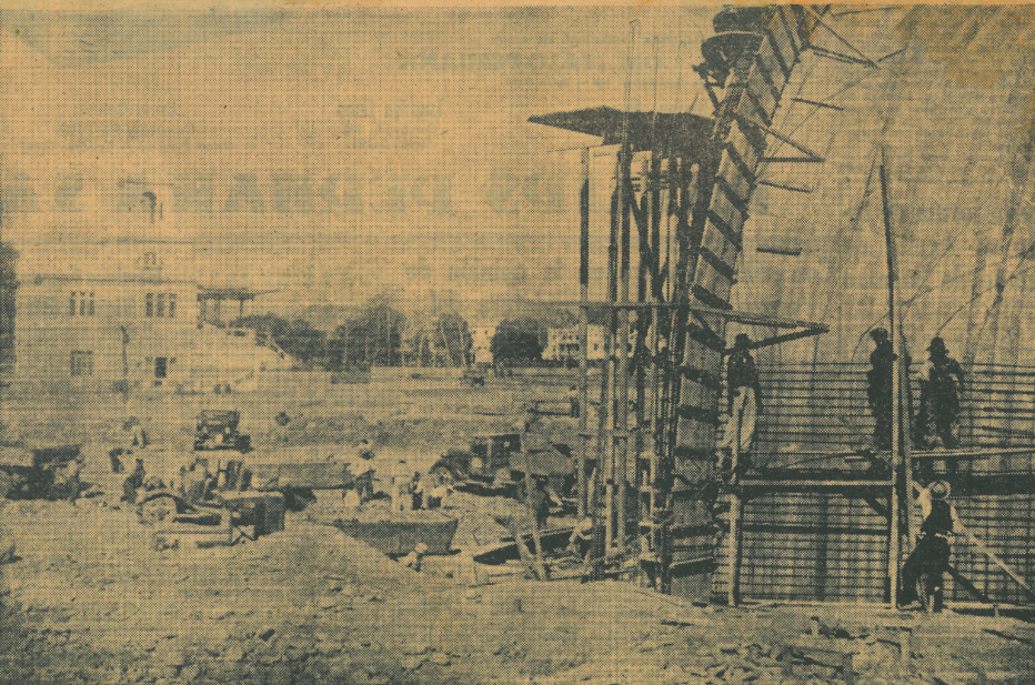 Campo de Marte durante su construcción