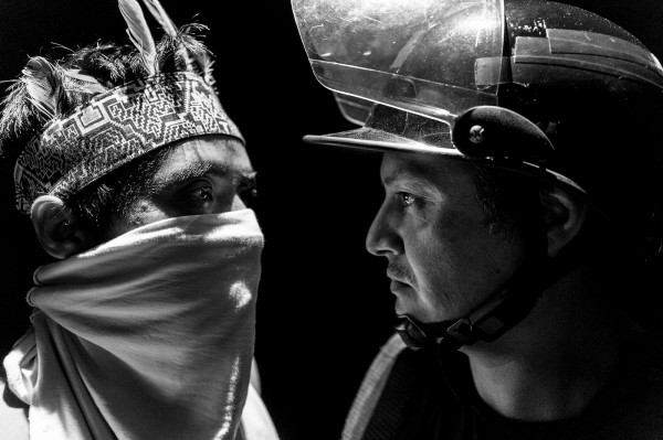 ‘AUSENTES’: Poyecto escénico interdisciplinar hasta el 18 de abril en el centro ICPNA del centro de Lima.